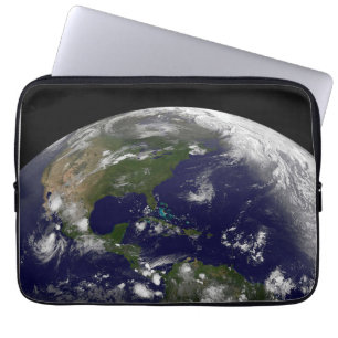 Housse Pour Ordinateur Portable Tempêtes Tropicales Sur La Planète Terre.