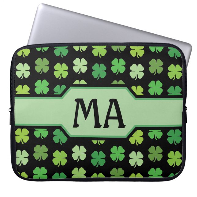 Housse Pour Ordinateur Portable Trèfles verts avec initiales monogramme  (Devant)
