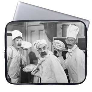 Housse Pour Ordinateur Portable Trois chefs tenant des tartes pour une bagarre dan