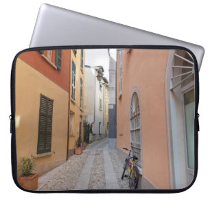 HOUSSE POUR ORDINATEUR PORTABLE VÉLO PARKÉ PRÈS DU MUR SUR ALLEY