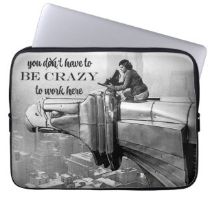 Housse Pour Ordinateur Portable Vous devez être fou pour travailler ici Margaret B