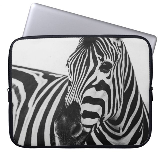 HOUSSE POUR ORDINATEUR PORTABLE ZEBRA NOIR ET BLANC (Devant)