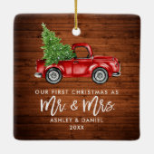 Hout Brush Script Red Truck First Kerstmis Sq Keramisch Ornament (Achterkant)