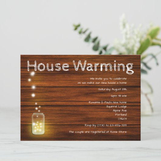 Hout en lights Rustic New Home Party Invitation Kaart (Staand voorkant)