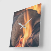 Hout in brand vierkante klok (Hoek)