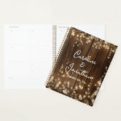 Hout Rustieke String Lichten Witte Bloemen Huwelij Planner (Display)