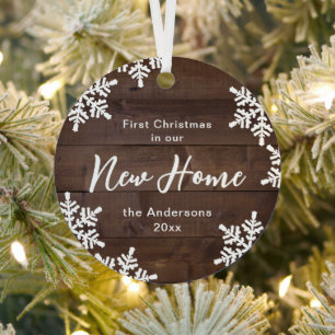 Hout Snowflakes eerste kerstmis in ons nieuwe huis Metalen Ornament