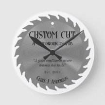 Houtbewerker timmerman zag Blade PubWall klok