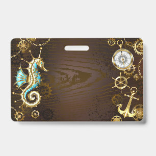 Houten achtergrond met mechanisch zeepaardje badge