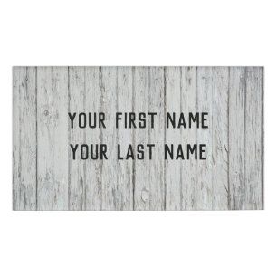 houten achtergrond naambadge
