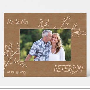 Houten fotolijstjes met bloemen voor Mr en Mrs op  Gegraveerde Lijstjes
