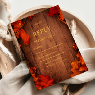 Houten Herfstbladeren in Landelijke Stijl RSVP Kaartje