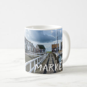 Houten pier in Marken, Nederland Koffiemok