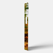 Houten spoor met herfst foliën Case-Mate iPhone case (Achterkant / Rechts)