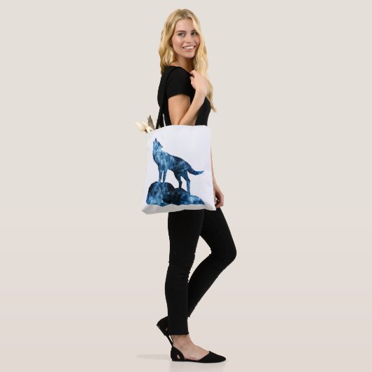 Howling Wolf blue sparkly rooksilhouet Draagtas (Op model)