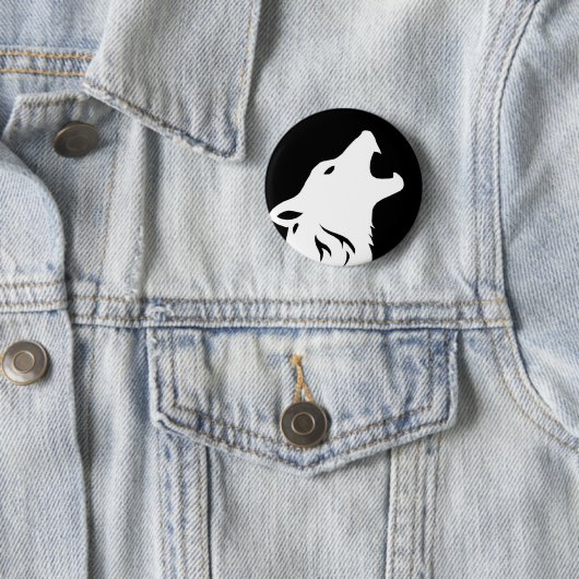 Howling Wolf Button (In situ)