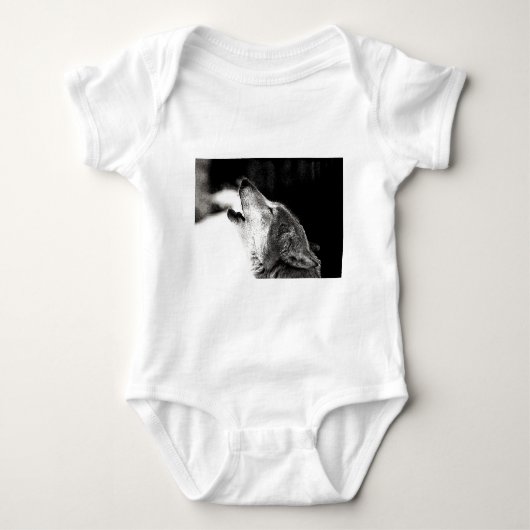 Howling Wolf Romper (Voorkant)