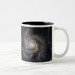 Hubble's grootste galaxy-portret tweekleurige koffiemok