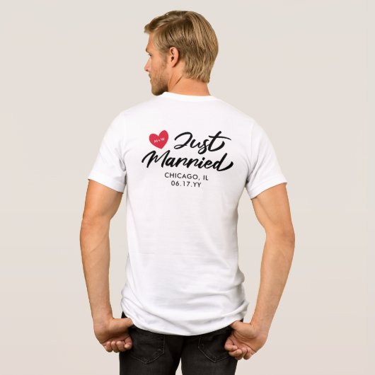 Hubby trouwt met Rode Hart Initialen bruiloft Tri-Blend Shirt (Achterkant volledig)
