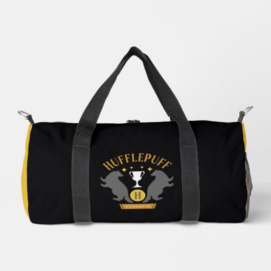 HUFFLEPUFF™ Badger en Cup House Pride Graphic Plunjezak (Voorkant)