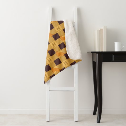 HUFFLEPUFF™ Check Plaid Motif (En situation)