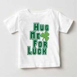 Hug me voor Luck Street Day