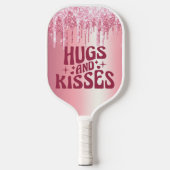 HUGS & KISSES VALENTIJNS PINK GLITTER DRIP CUSTOM PICKLEBALL PADDLE (Voorkant)