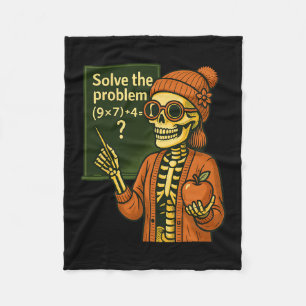 Hugvyn Halloween Skelet Zes Zeven 67 Meme Pemdas Fleece Deken