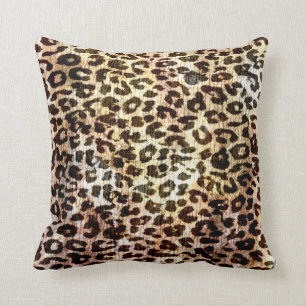 Huid met vintage luipaardprint kussen