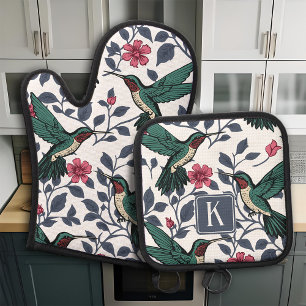 Hummingbird Botanical Pink & Blue Monogram Cottage Ovenwant & Pannenlap Set