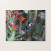 Hummingbird in Flight and Red Flowers Legpuzzel (Horizontaal)
