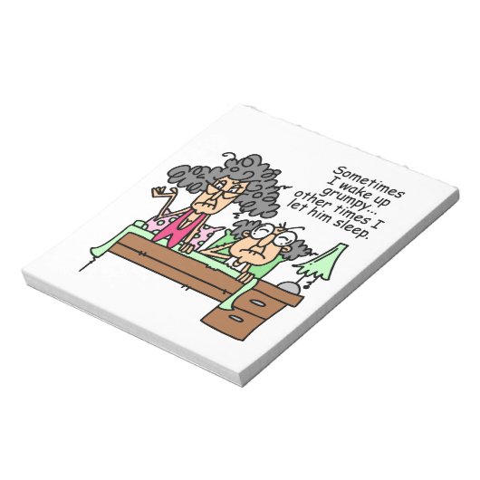Humoristisch laat chagrijnig slapen notitieblok (Gedraaid)