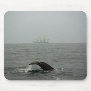 Humpback Whale en Tall Ship 2 Mousepad Muismat