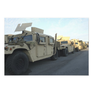 Humvees zit op de pier van Morehead City Foto Afdruk