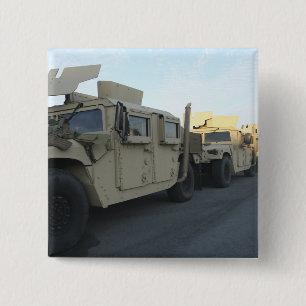Humvees zit op de pier van Morehead City Vierkante Button 5,1 Cm