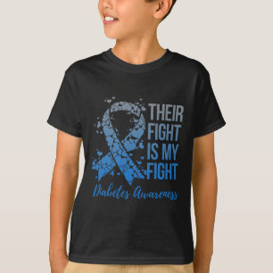 Hun strijd is mijn vechtster die diabetes steunt A T-shirt