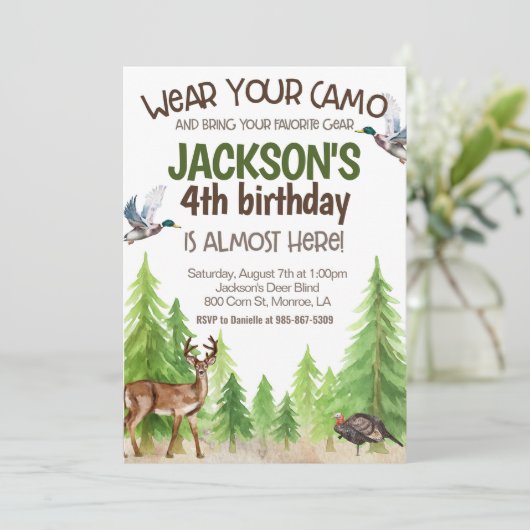 Hunting Birthday Invitation ANY AGE (Debout devant)