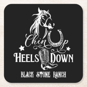 Hup-hakken naar het koeienliefje rijden vierkante kartonnen onderzetter