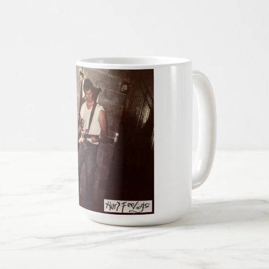 Hurt Feelings solo mug (Devant droit)