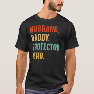 Husband Dad Protector Hero Dad vaders D T-shirt