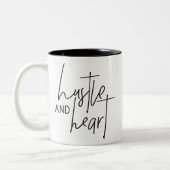 HUSTLE AND HEART moderne chique handgeschreven zwa Tweekleurige Koffiemok (Links)