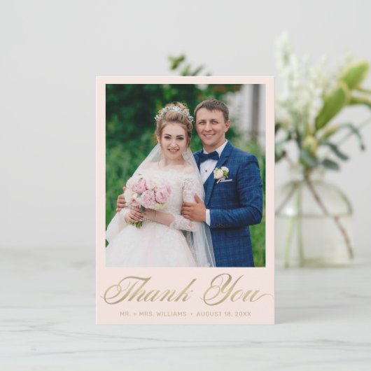 Huwelijksfoto Blush Elegant Gold Script Bedankkaart (Staand voorkant)