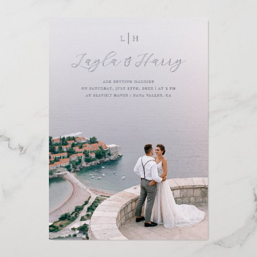 Huwelijksmonogram | Alles in één QR-codefoto Folie Uitnodiging (Voorkant)