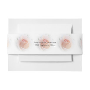 Huwelijksuitnodiging Belly Band Peach Pink Rosebud Uitnodigingen Wikkel