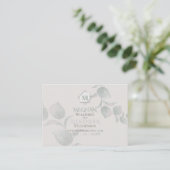 Huwelijkswebsite  | Silver Sage Eucalyptus Visitekaartje (Staand voorkant)