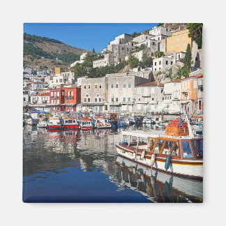 Hydra heeft zeker de meest picturestische haven in magneet