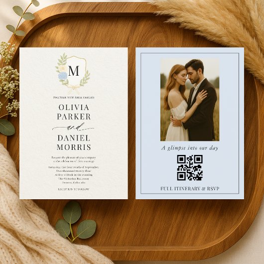 Hydrangea Crest Monogram Photo QR Code Wedding Kaart