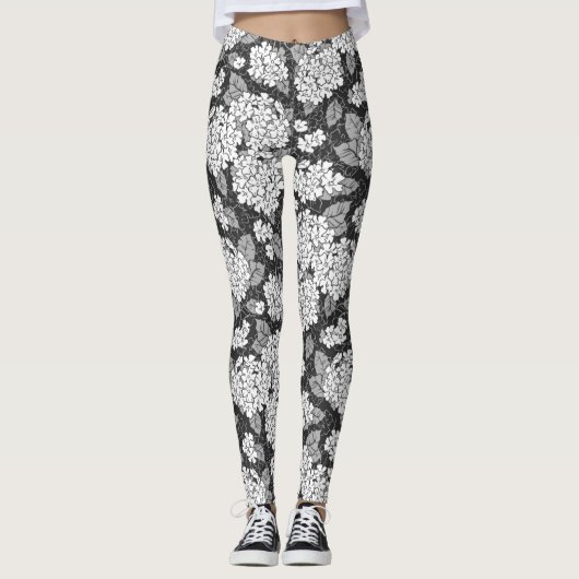 Hydrangebloemen. Zwart-wit bloempatroon Leggings (Voorkant)