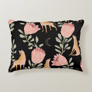 Hyena & Protea: donker patroon Accent Kussen