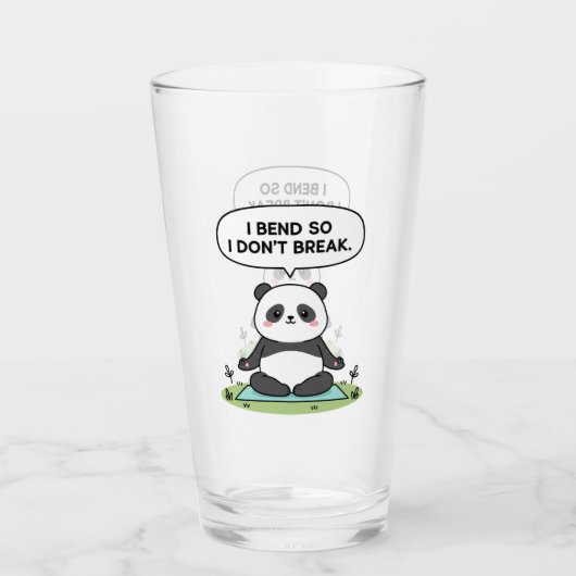 “I Bend So I Don’t Break” panda design Glas (Voorkant)